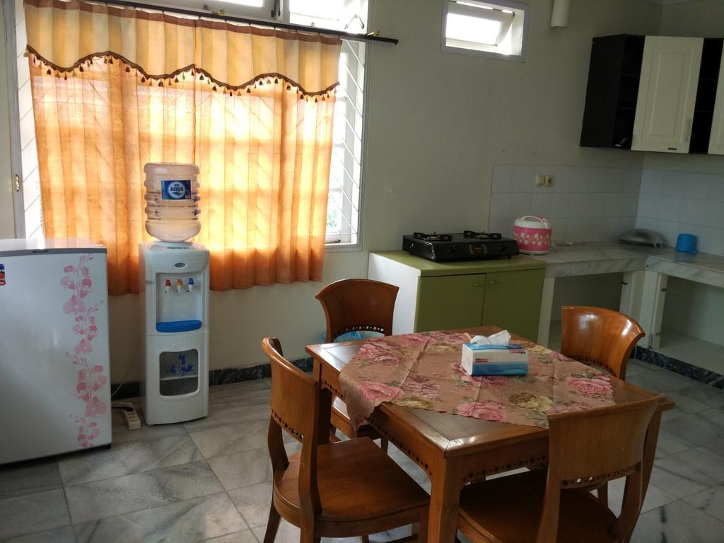 Villa Sabrina Bumi Ciherang Panjaweujan Екстер'єр фото
