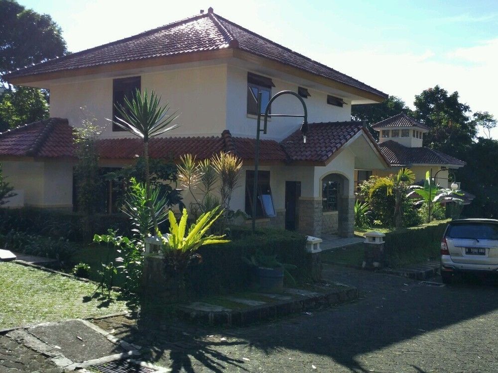 Villa Sabrina Bumi Ciherang Panjaweujan Екстер'єр фото